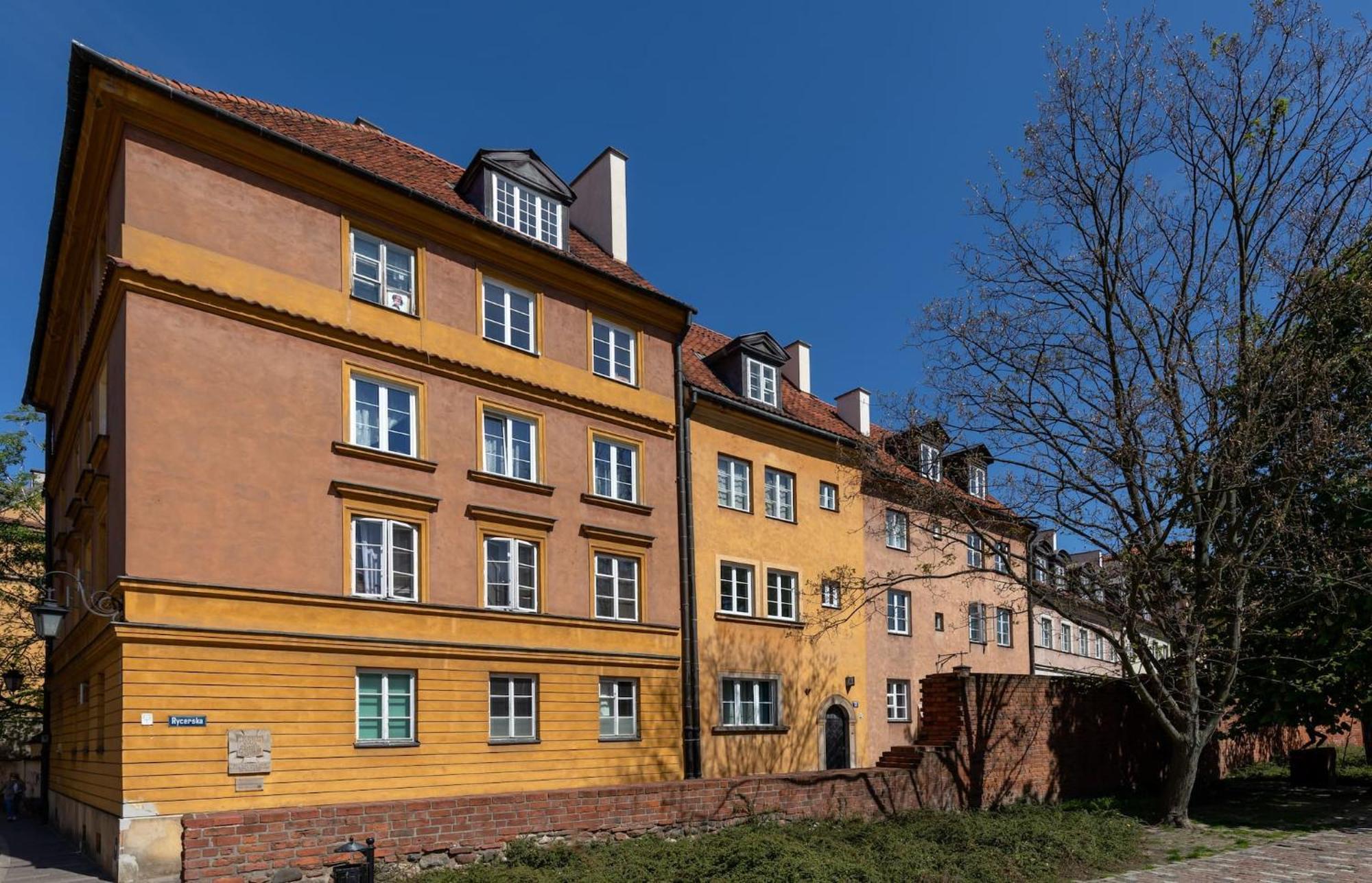 Fashioned Apartment Rycerska By Noclegi Renters Varsóvia Exterior foto